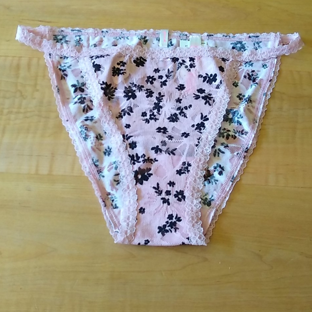 NIP-PINK Lace High Leg Panty